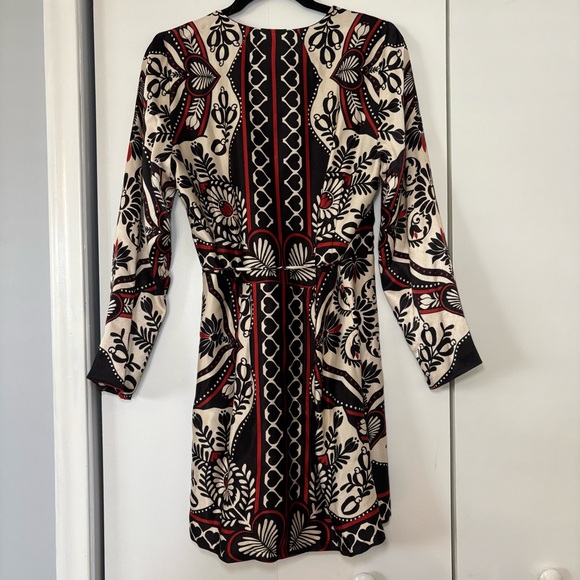 Farm Rio Passion Scarf Print Wrap Mini Dress Women's Medium New with Tags - Picture 4 of 14